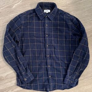 Gap navy standard fit flannel button down XS